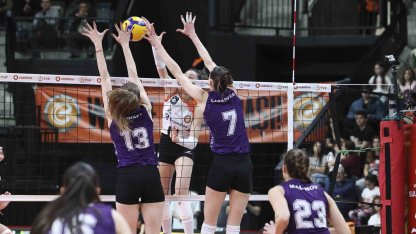 Eczacıbaşı Dynavit seride 1-0 öne geçti