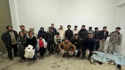 Edirne’de 21 düzensiz göçmen yakalandı
