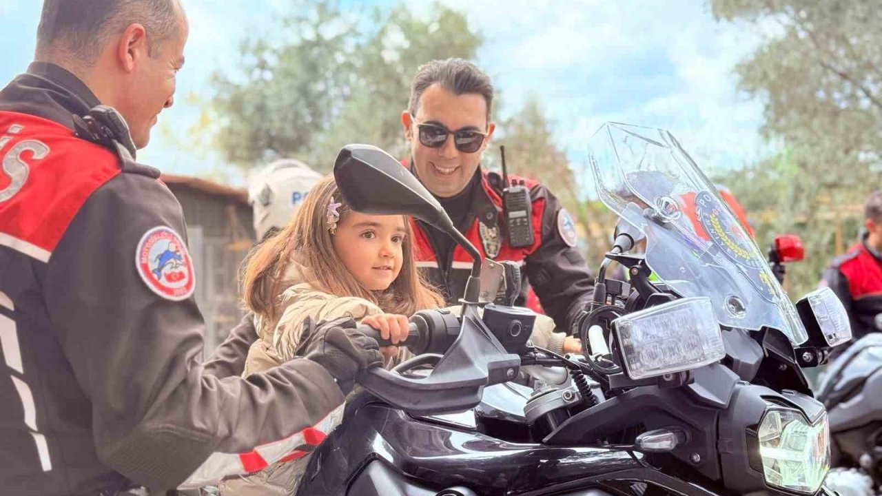 Edremit emniyetinden geleceğin polislerine eğitim