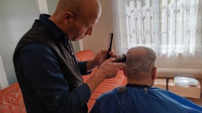 Efeler Belediyesi’nden yaşlı ve bakıma muhtaçlara destek