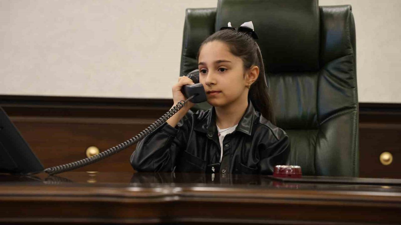 Elazığ’ da 23 Nisan kutlamaları