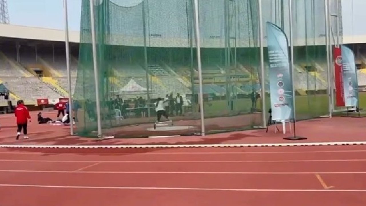 Elazığ’a gülle atmada altın madalya