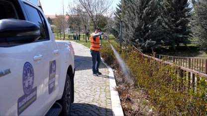 Elazığ’da haşereyle mücadele sürüyor