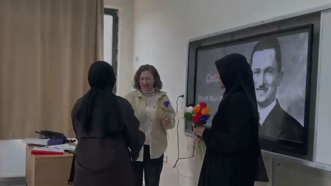 Elazığ’da vefa örneği: öğrencilerden öğretmenlerine anlamlı hediye