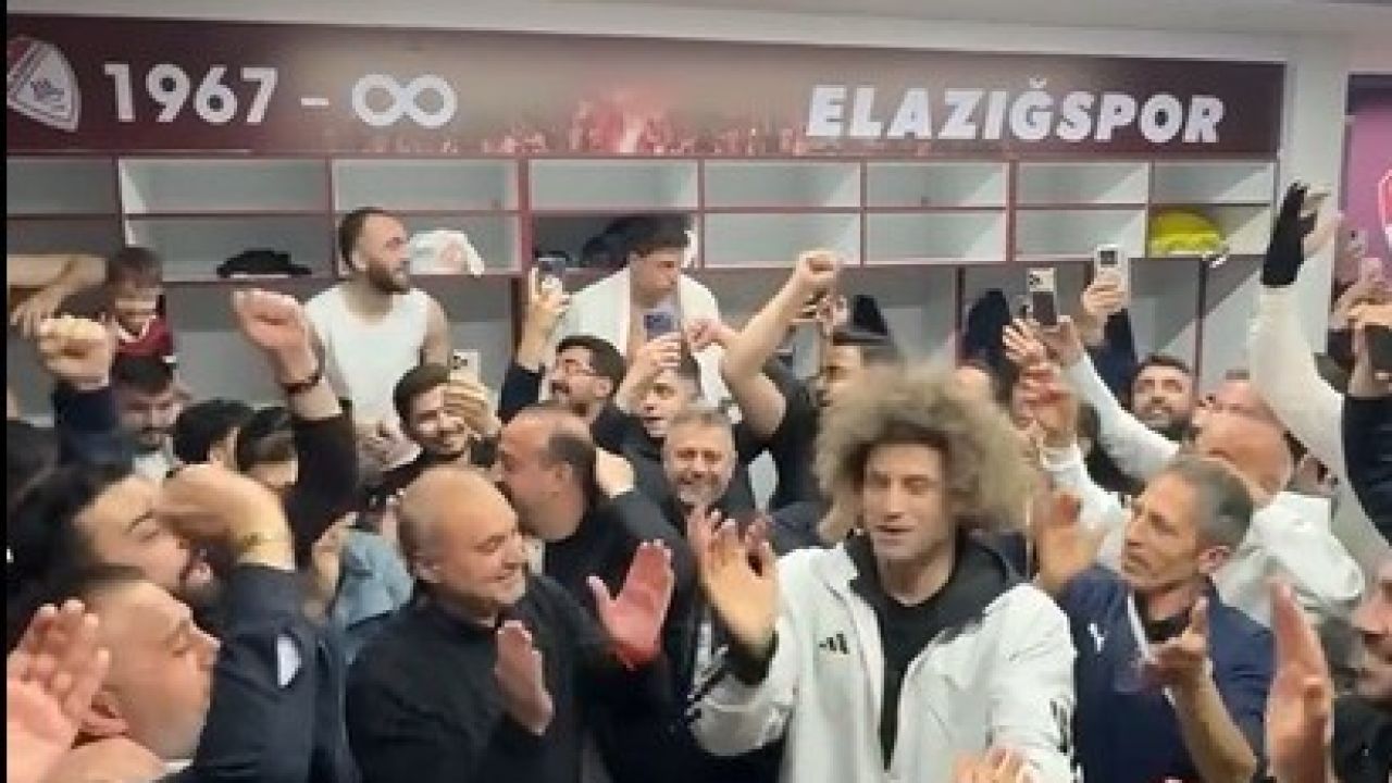 Elazığspor’dan davul klarnet eşliğinde kutlama