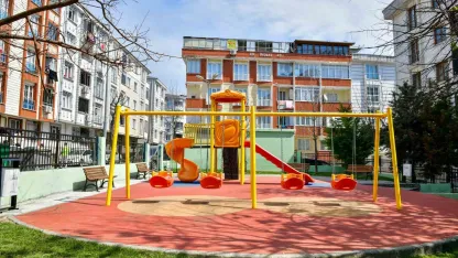 Esenyurt Belediyesi yangında zarar gören parkı yeniledi