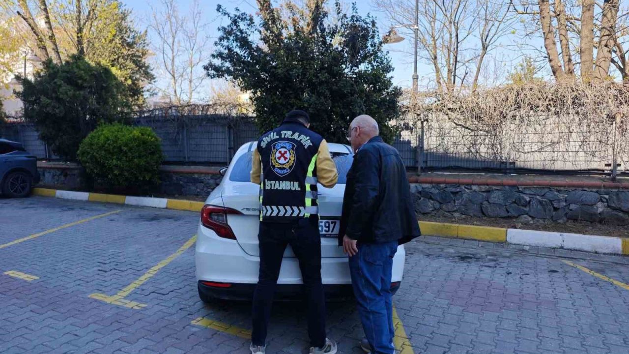 Esenyurt’ta trafikte kavga eden sürücü ve yolcuya 360 bin lira trafik para cezası