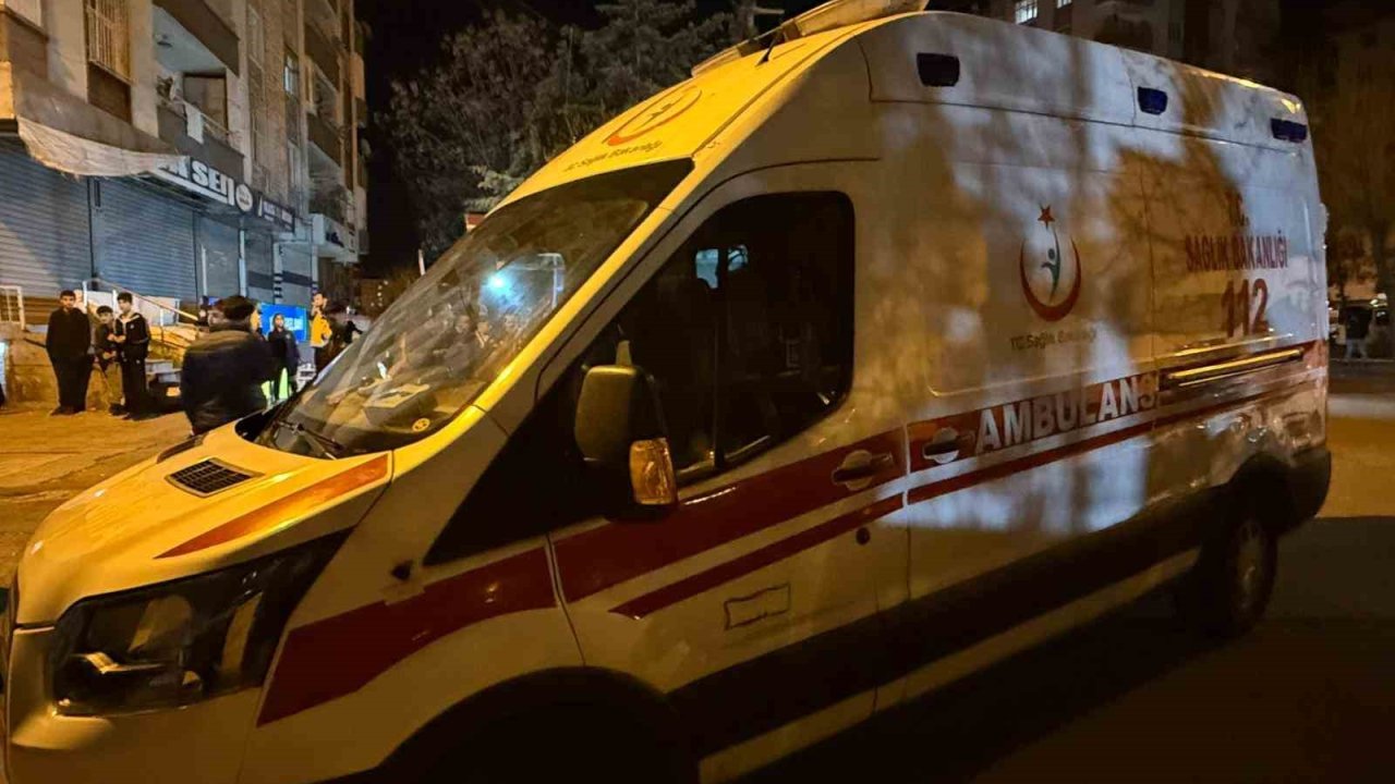 Eşini ve kızını silahla yaraladı, kahvehaneye gidip kendini ihbar etti