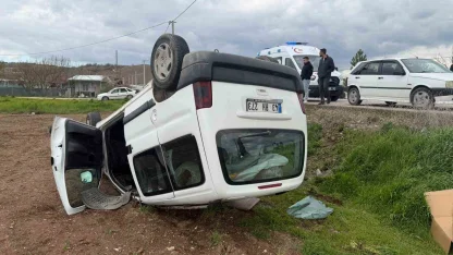 Eskişehir’de savrulan araç takla attı: 2 hafif yaralı