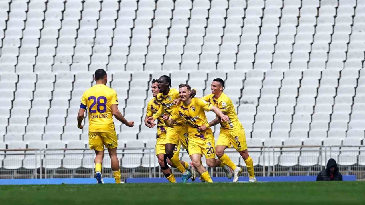 Eyüpspor’dan ligde kalma yolunda kritik galibiyet