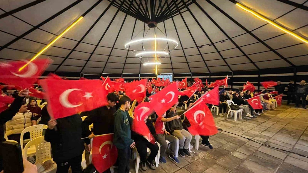 Fatih’te, A Milli Takım’ın Kosova galibiyeti coşkuyla kutlandı