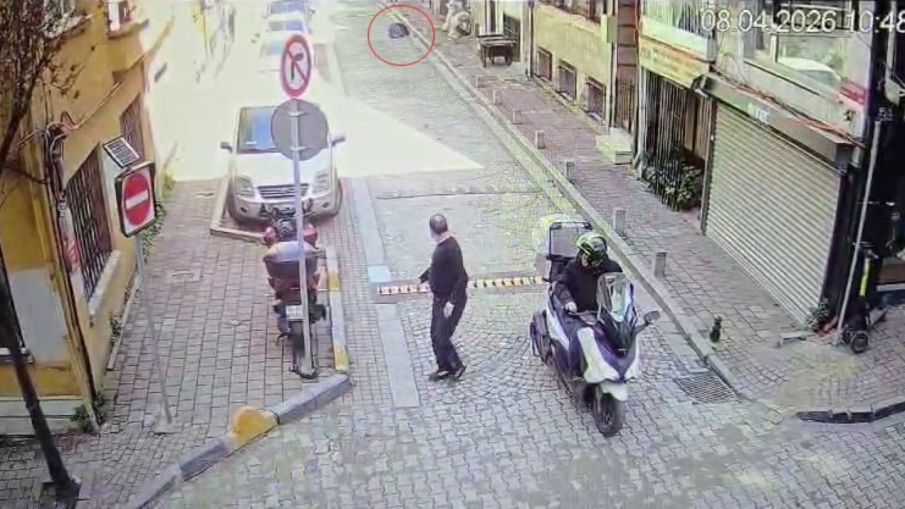 Fatih’te cezaevinden izinli çıkarak ailesinin yanına gelen şahıs kendini ateşe verdi