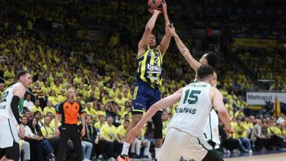 Fenerbahçe, Euroleague play-off serisinde 1-0 öne geçti