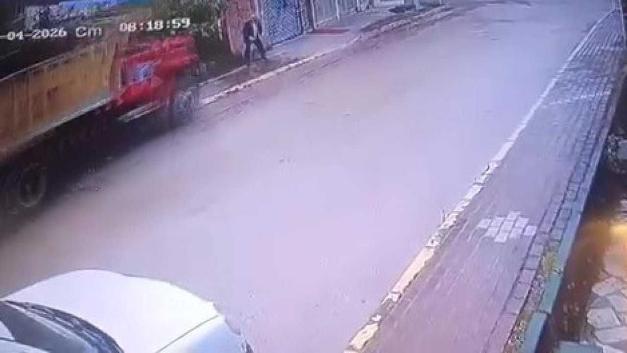 Freni boşalan kamyon dehşet saçtı: Yaşlı adam feci şekilde can verdi
