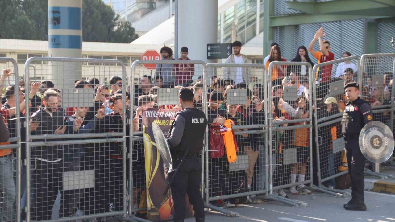 Galatasaray kafilesi İzmir’de