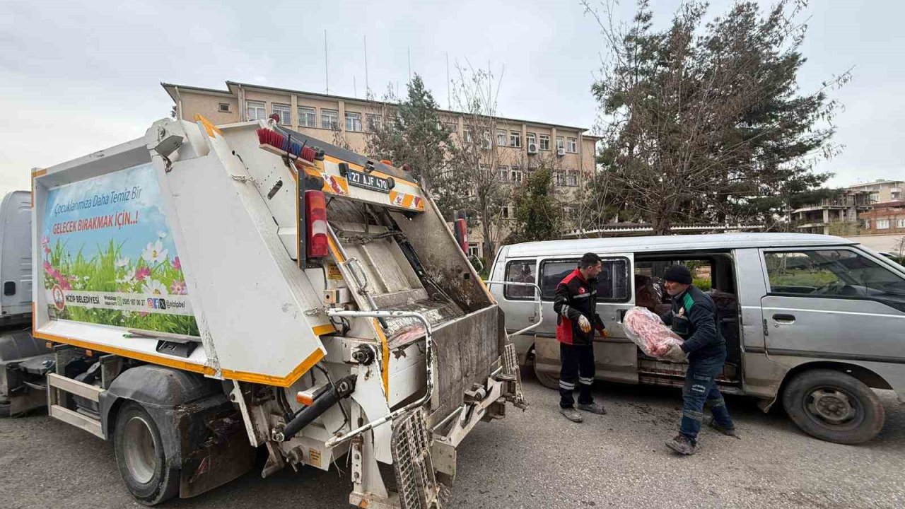 Gaziantep’te sağlıksız şartlarda taşınan 1 ton 600 kilo ciğer ele geçirildi