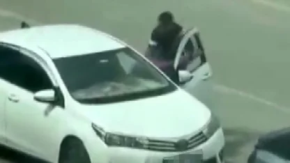 Gaziantep’te trafikte yaşanan şiddet olayı cep telefonu kamerasında