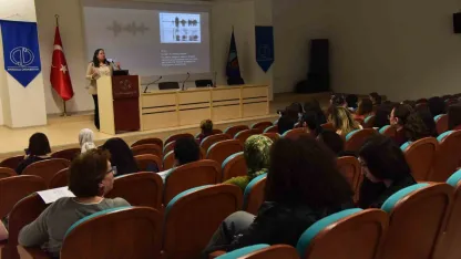 Geleceğin öğretmenlerine "Ses Hijyeni Eğitimi"