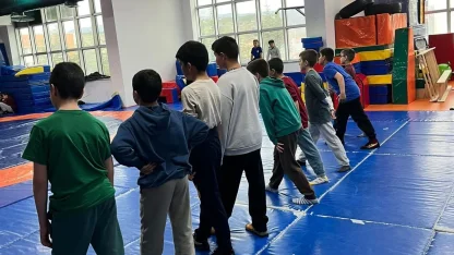 Geleceğin pehlivanları güreş kursuyla yetişiyor