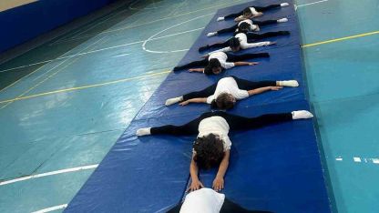 Geleceğin sporcuları antrenmanlarına devam ediyor