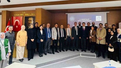 Hakkari’de “Yeni Nesil İletişim” paneli düzenlendi