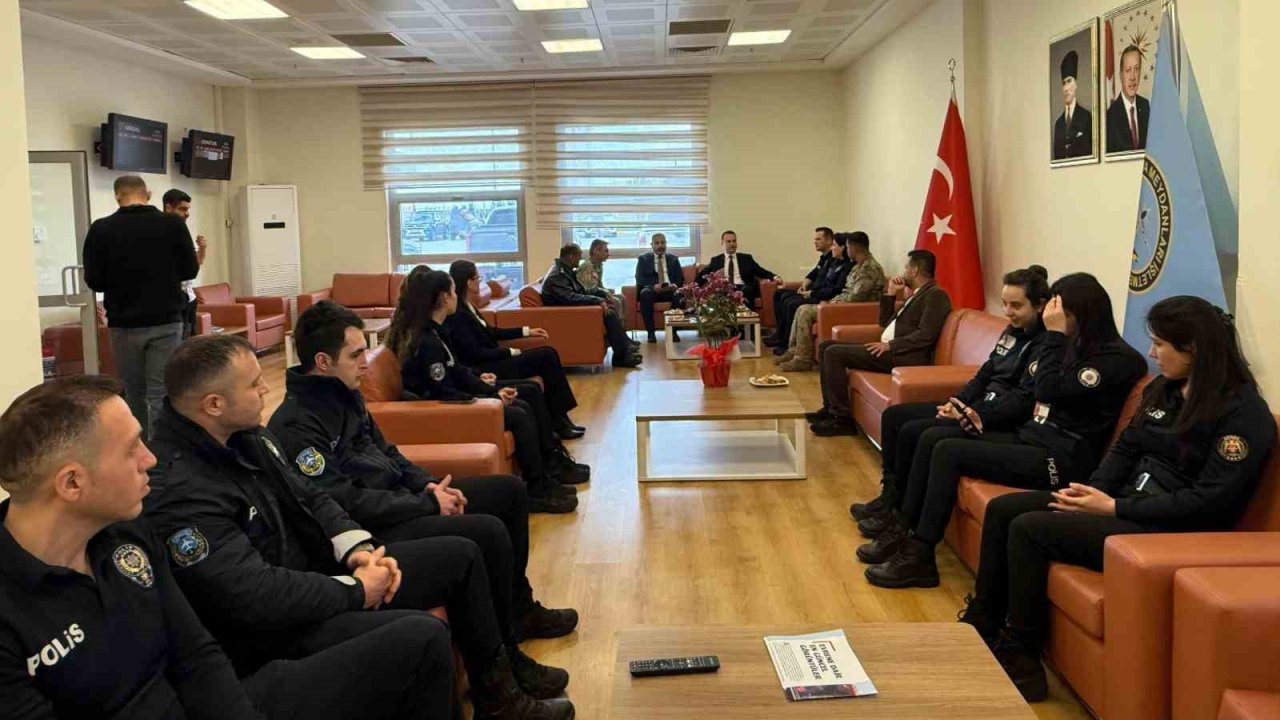 Havalimanında Polis Haftası kutlaması