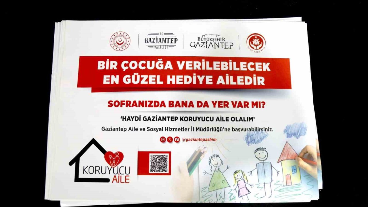 "Haydi Gaziantep Koruyucu Aile Olalım" ve "Sofranda Bana da Yer Var mı" temalı yemek altlıkları tanıtıldı