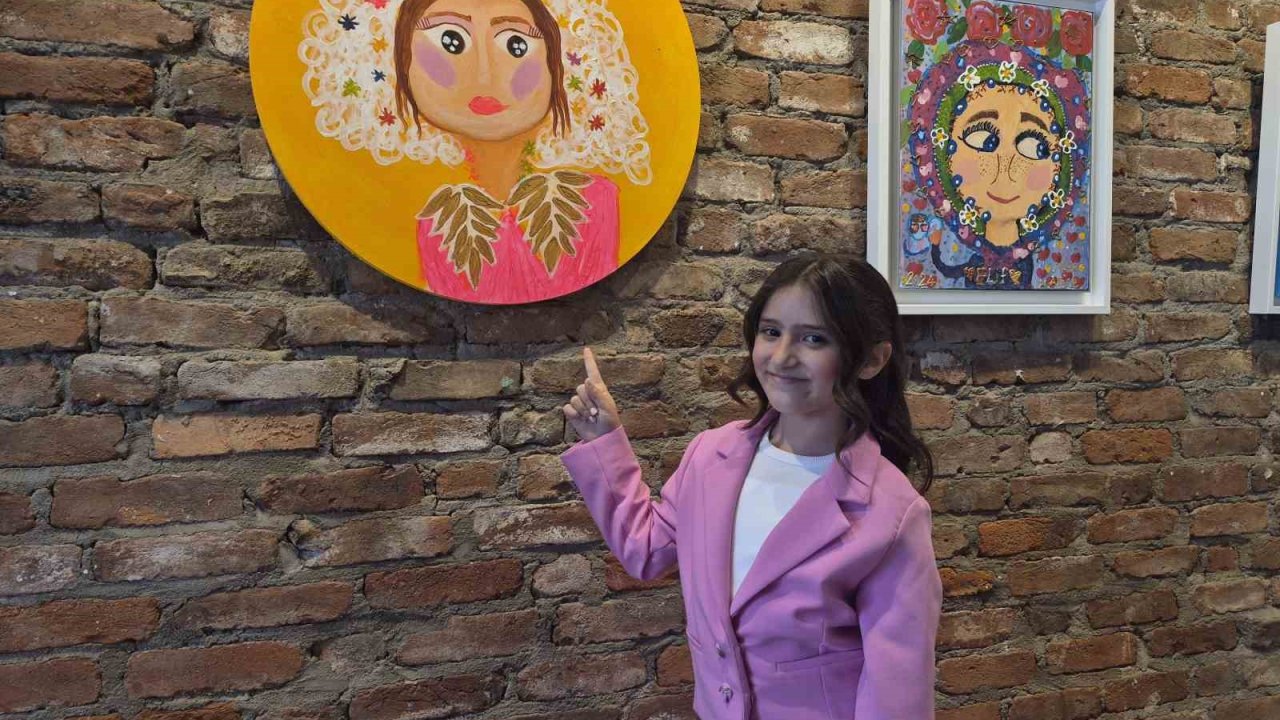 Henüz 9 yaşında ilk kişisel sergisini sanatseverler ile buluşturdu