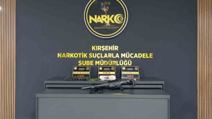 İkamete operasyon: Uyuşturucu ve silah ele geçirildi