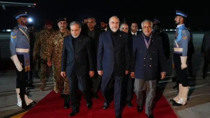 İran müzakere heyeti ABD ile görüşmeler için İslamabad’da