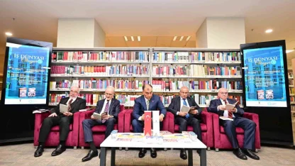 "İş Dünyası Okuyor" etkinliğinin üçüncüsü düzenlendi