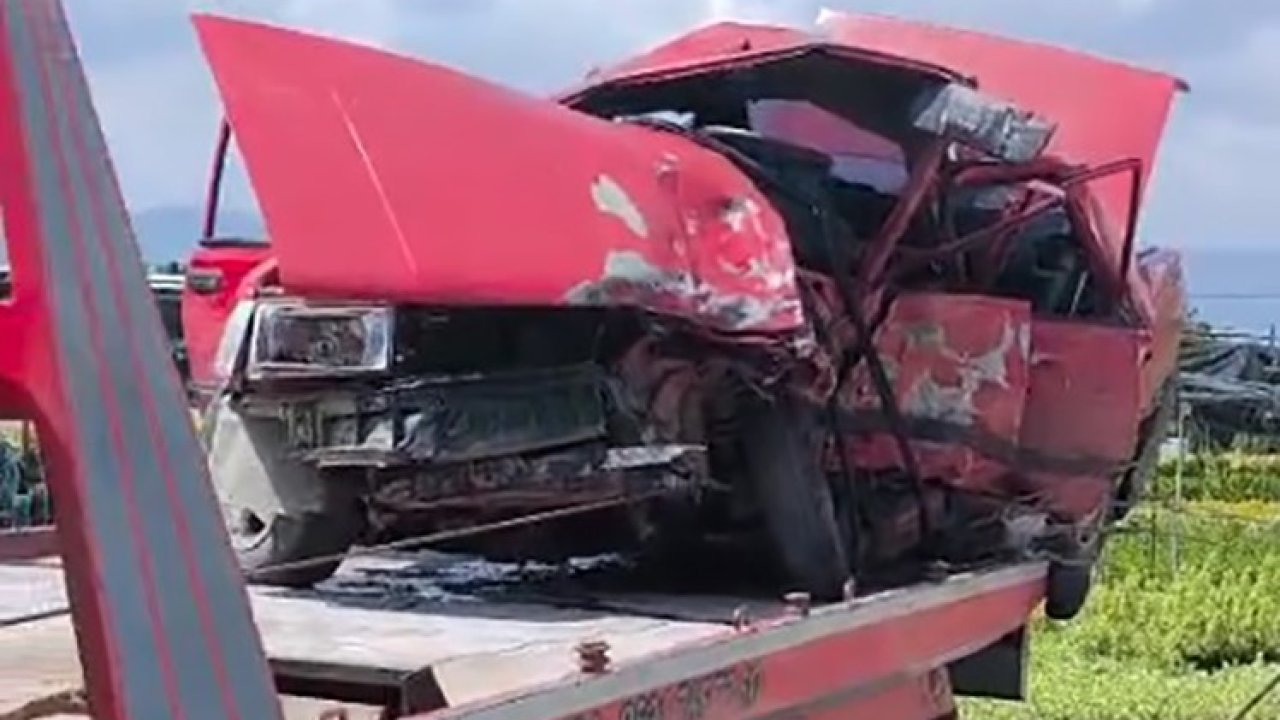 İzmir’de zincirleme kaza: 1 ölü, 3 yaralı