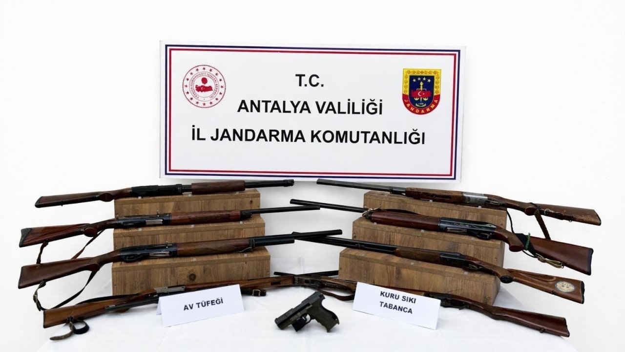 Jandarma’dan ruhsatsız silah operasyonu