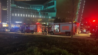 Kağıthane’de alışveriş merkezinde yangın paniği