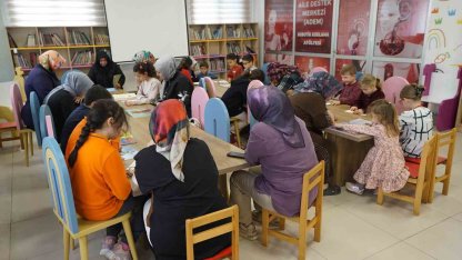 Kahramanmaraş’ta anne ve çocukları aynı sayfalarda buluştu