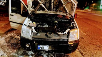 Kahramanmaraş’ta iki farklı noktada araç yangını söndürüldü