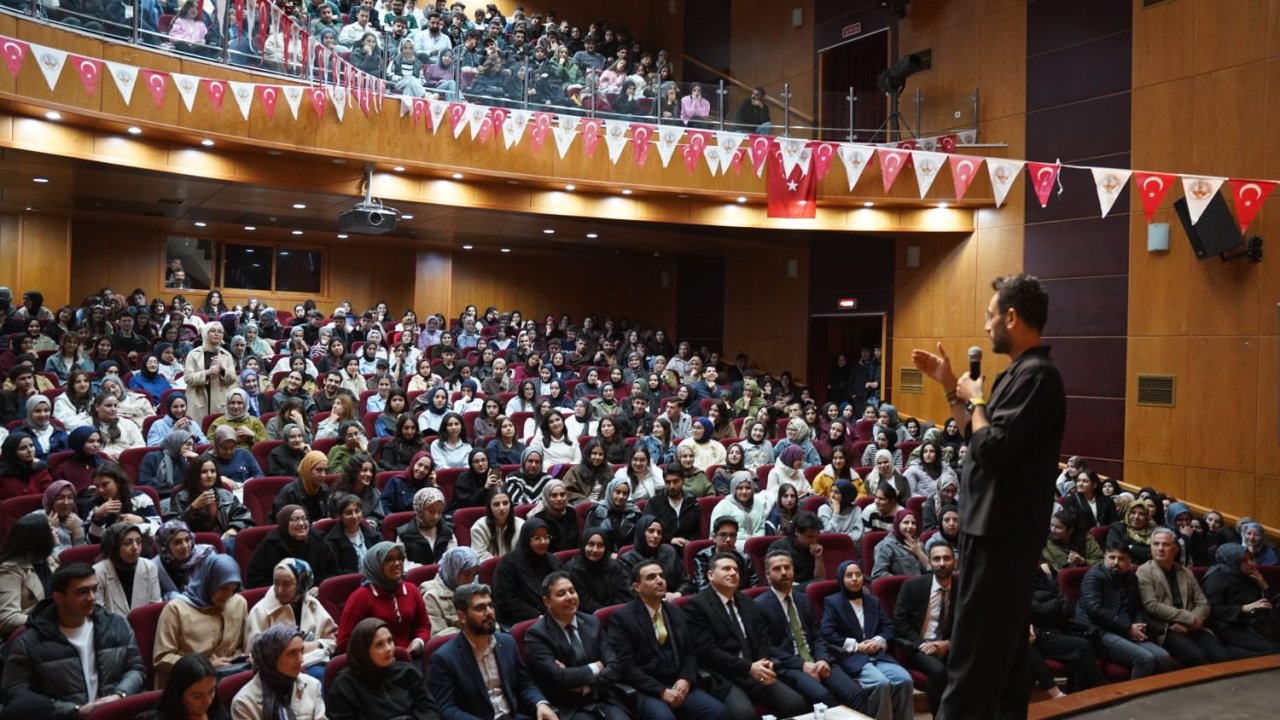 Kahta Belediyesi’nden eğitime anlamlı destek: YKS seminerine yoğun ilgi