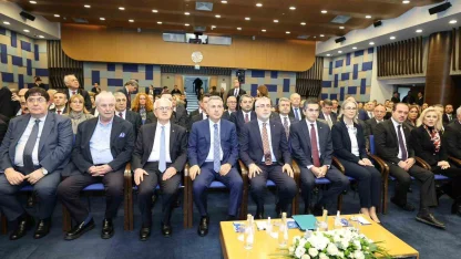 Kamu ve işveren istişare için İzmir Ticaret Odası’nda buluştu