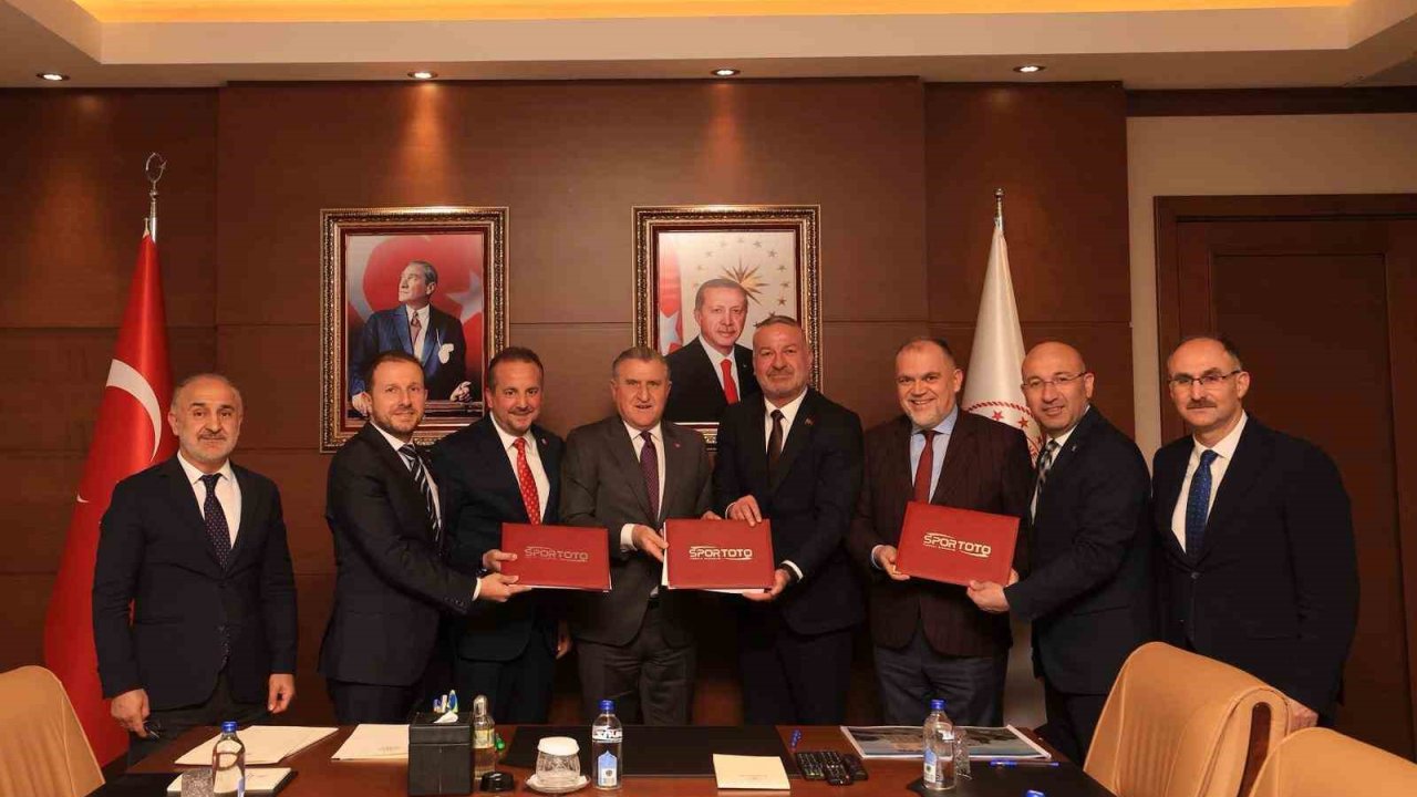 Karacabey’e 100 milyonluk spor yatırımı