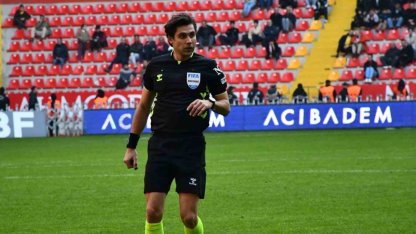 Kasımpaşa - Kayserispor maçını Mehmet Türkmen yönetecek