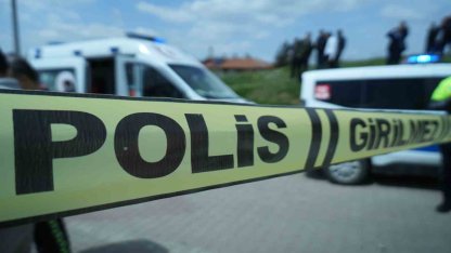 Kasksız motosiklet kullandı, kazada can verdi