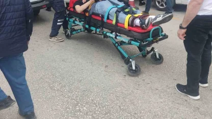 Kastamonu’da motosiklet otomobile çarptı: 1 yaralı