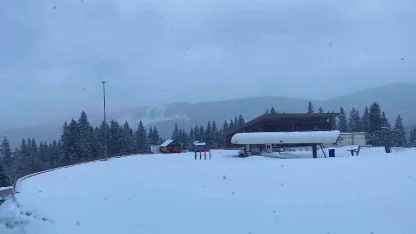 Kastamonu’nun yüksek kesimlerinde kar yağışı ve fırtına etkili oluyor