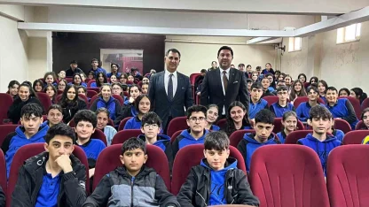 KATSO Başkanı Kadir Bozan, Kariyer Günlerinde öğrencilerle buluştu