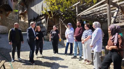 Kaymakam Arıkan’dan Apçağa köyünde restorasyon çalışmaları incelemesi