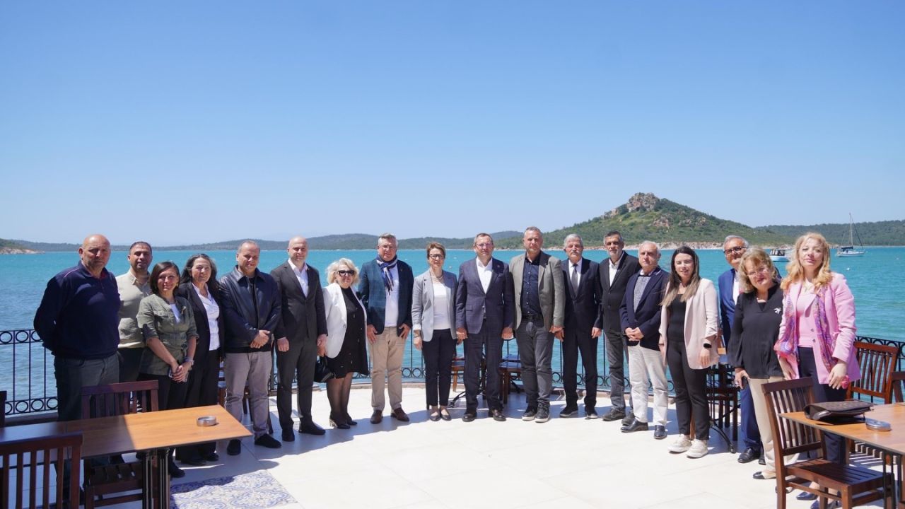 Kent Konseyleri Ayvalık’ta buluştu