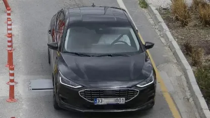 KHK ile ihraç olan şahsa belediye araç vermiş: Otomobil aile aracı gibi olmuş