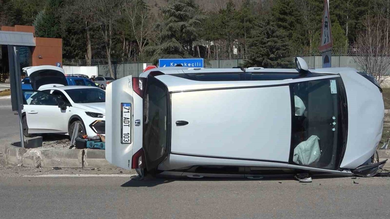 Kırıkkale’de iki otomobil çarpıştı: 1 yaralı