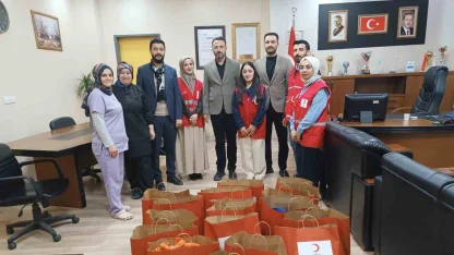 Kızılay heyetinden anlamlı hastane ziyareti