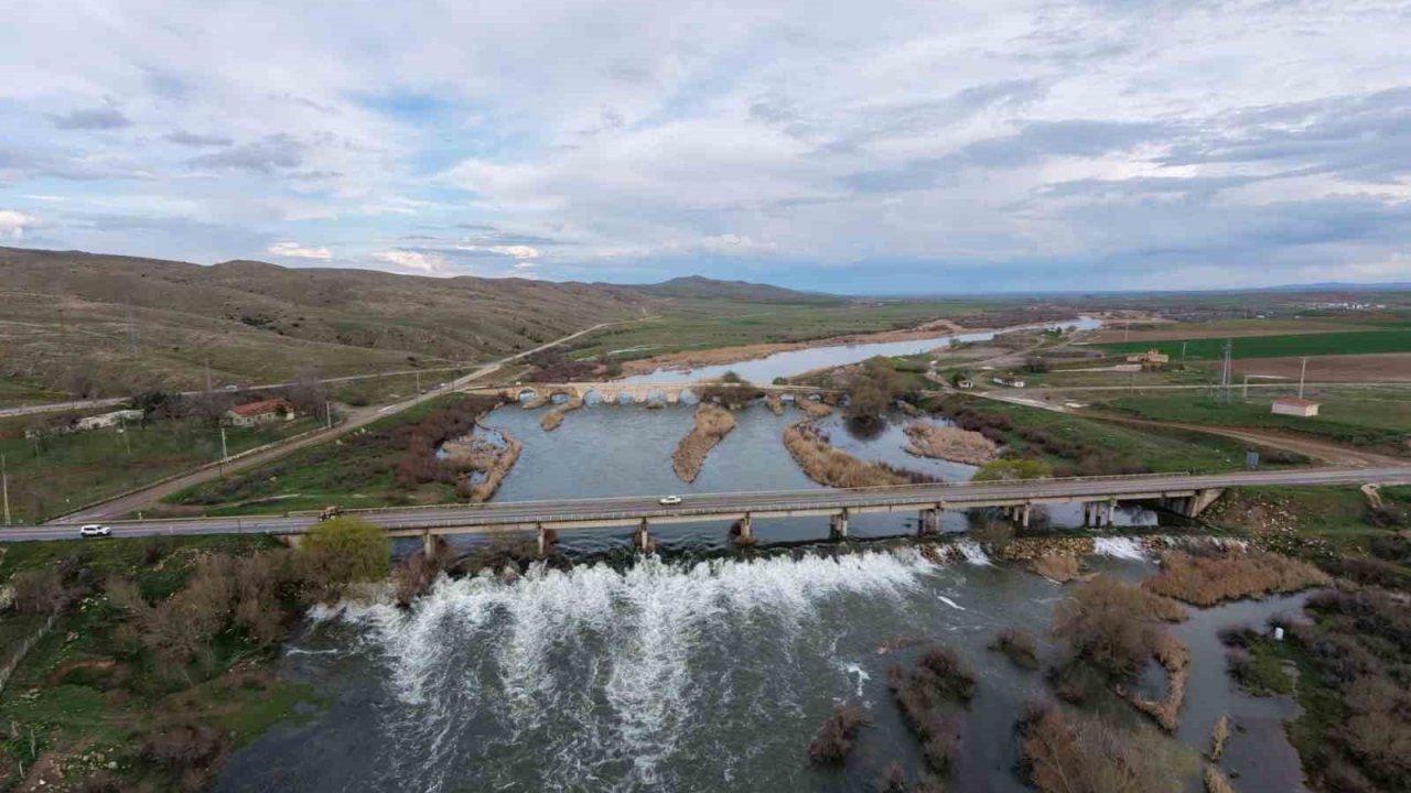 Kızılırmak’ta su seviyesi yükseldi
